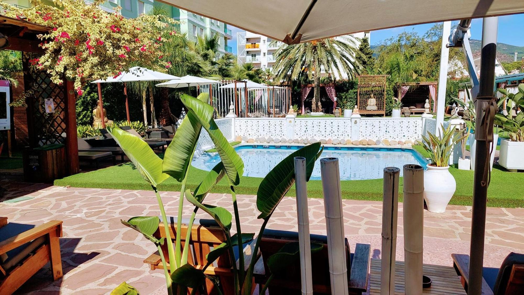 Montreal Hotell Benicàssim Exteriör bild